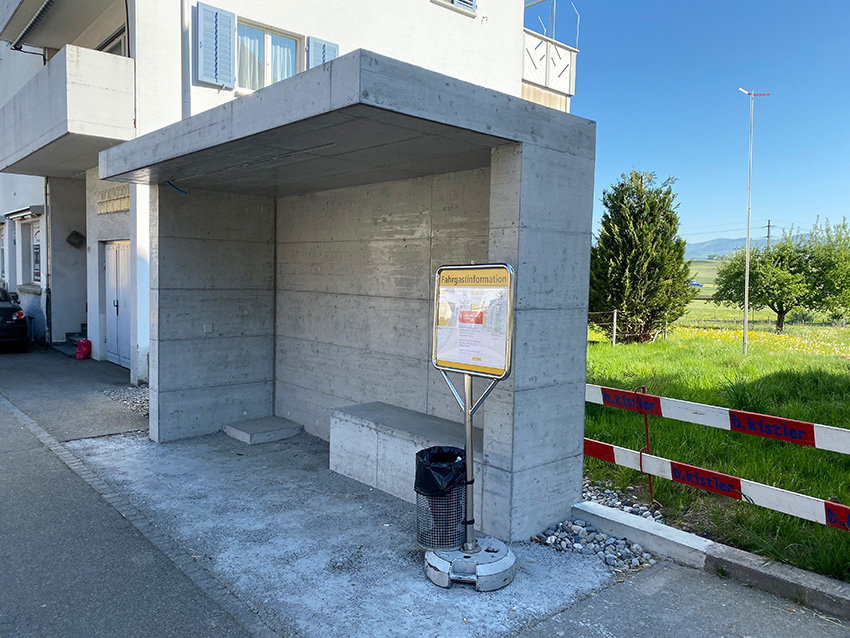 Bushaltestelle Schübelbach 1 Web.jpg
